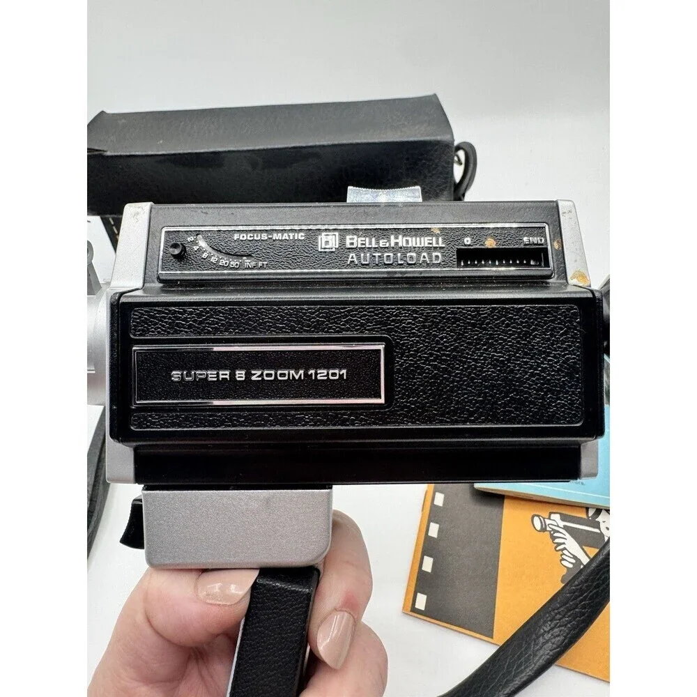 Vintage Bell & Howell Camera Super 8 Zoom 1201 For Parts With Case